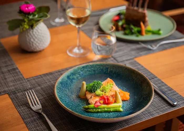 Hilton Garden Inn Frankfurt AirportAirport Hotel